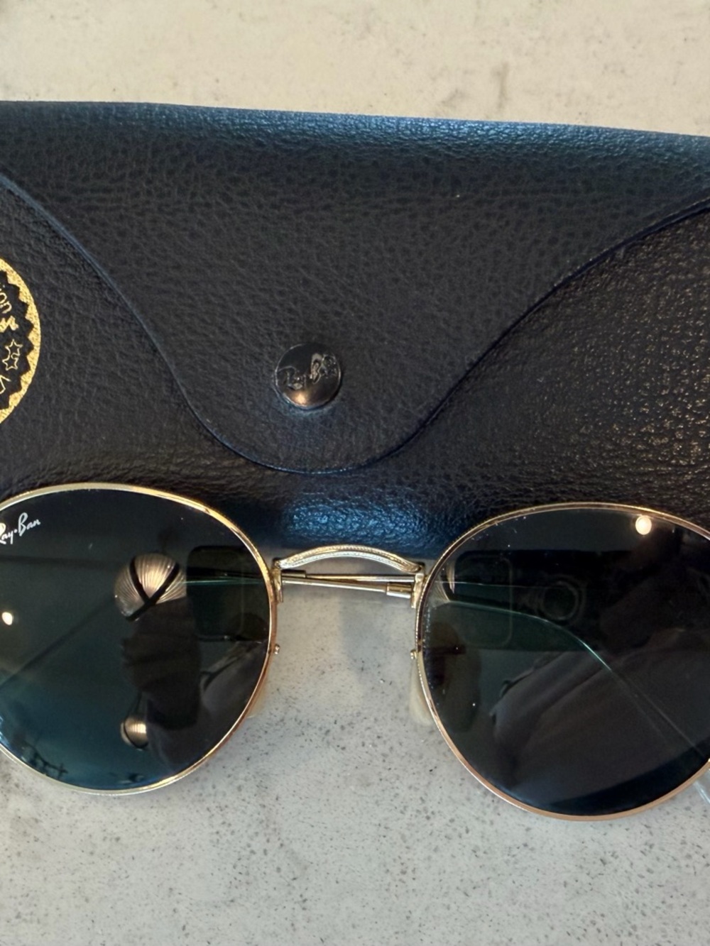 Classic Ray-Ban Gold Round Frames with Green Lenses